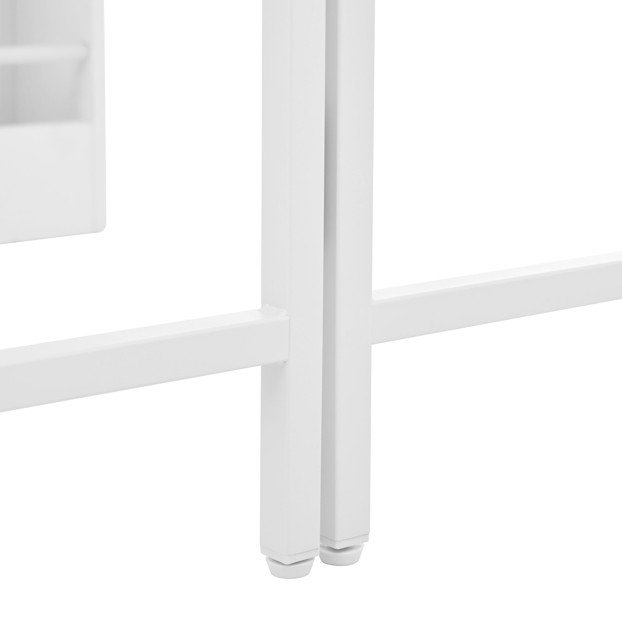 [variant:XW000025AAK-CA] White image 19