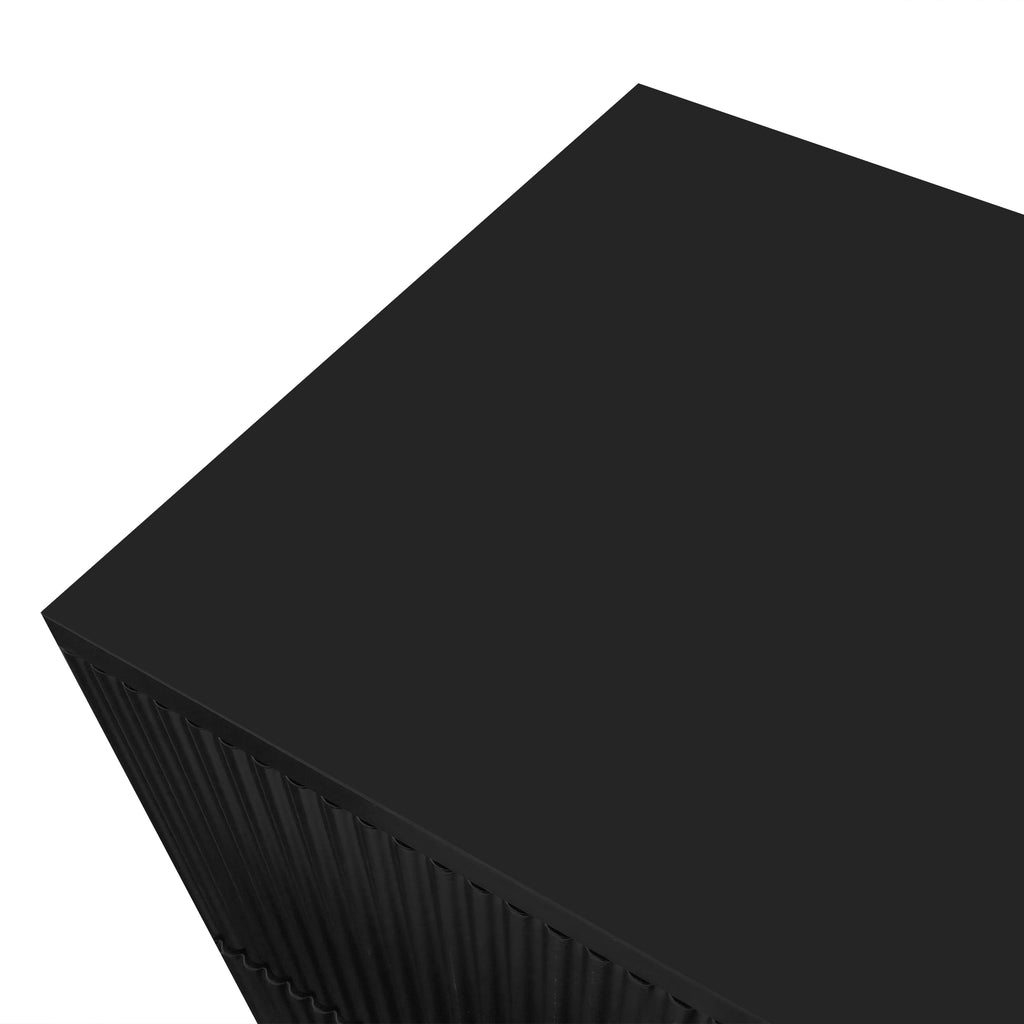 [variant:GA0009B] Black image 9