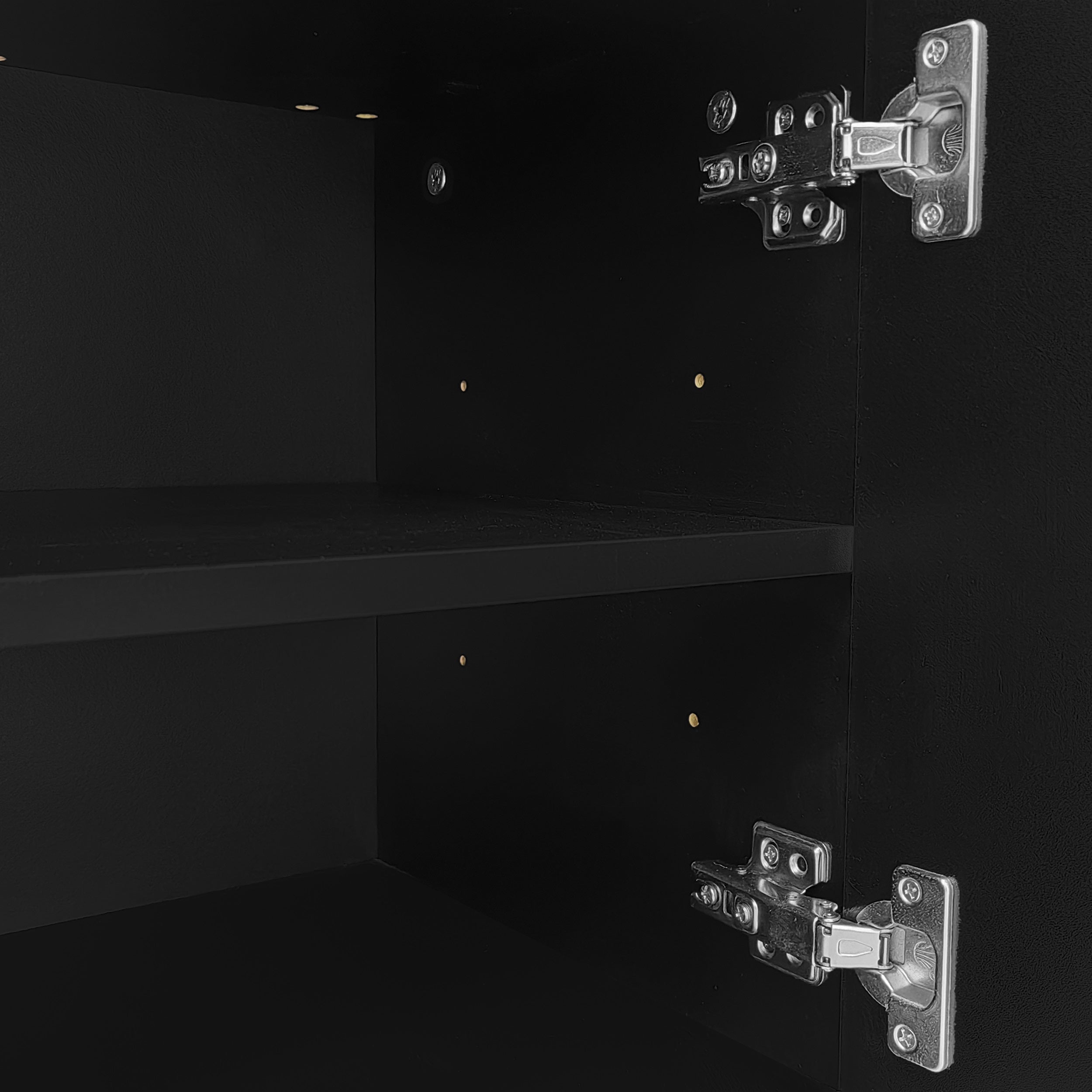 [variant:GA0009B] Black image 19